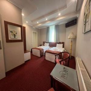 Hotel Royal Pristina Exterior photo