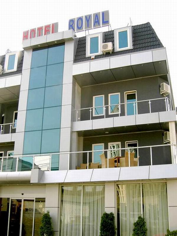 Hotel Royal Pristina Exterior photo